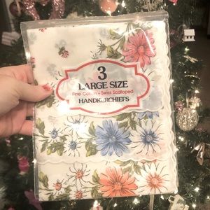 3 Swiss Scalloped VINTAGE Floral Cotton Handkerchiefs- NWT